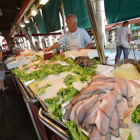 Recioto Rialto-market Venedig